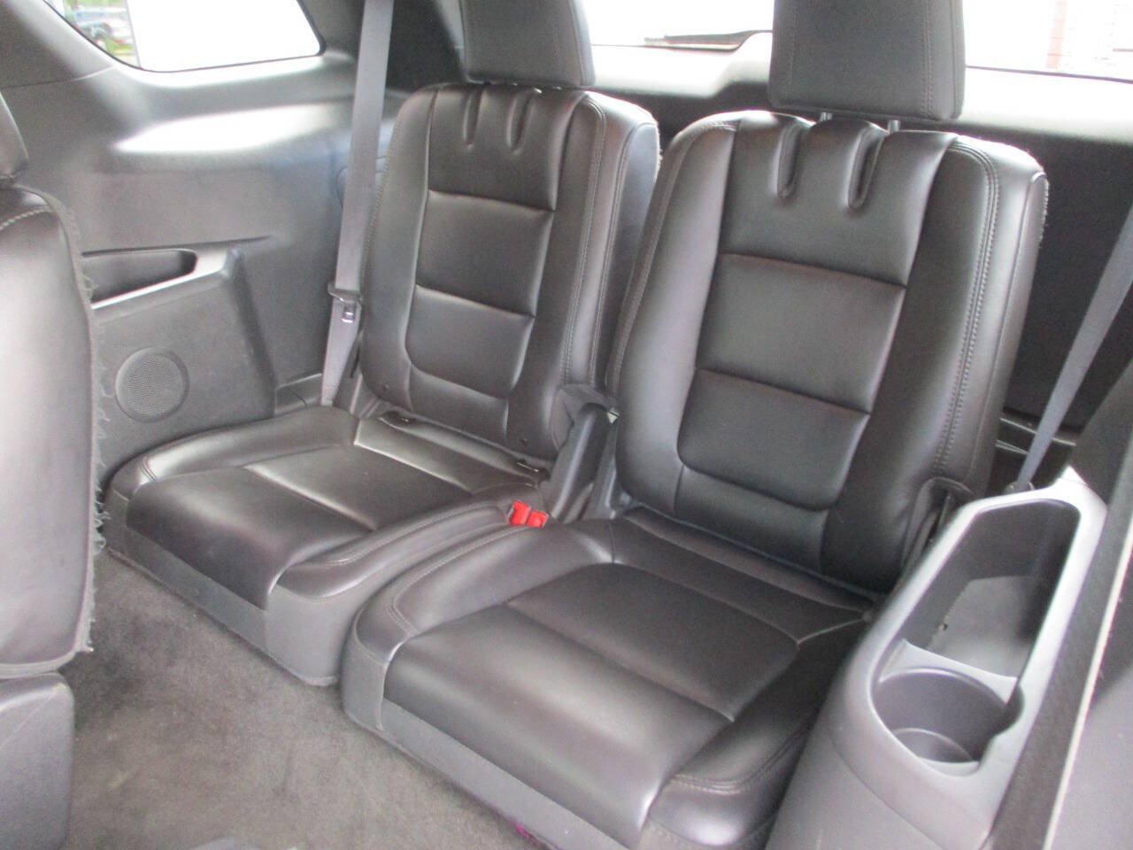 Used 2013 Ford Explorer XLT AWD/4WD image 20