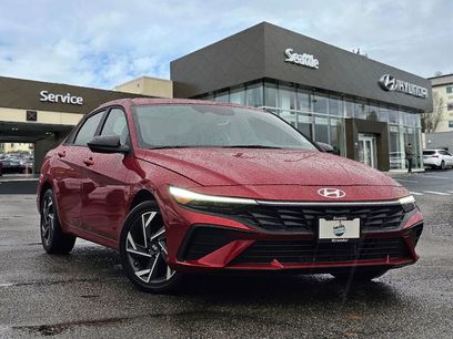 Used 2025 Hyundai Elantra SEL
