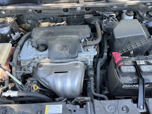 Used 2016 Toyota RAV4 SE w/ Advanced Technology Package image 33