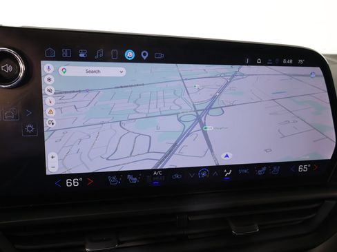 Used 2025 Chevrolet Silverado EV LT AWD/4WD image 7