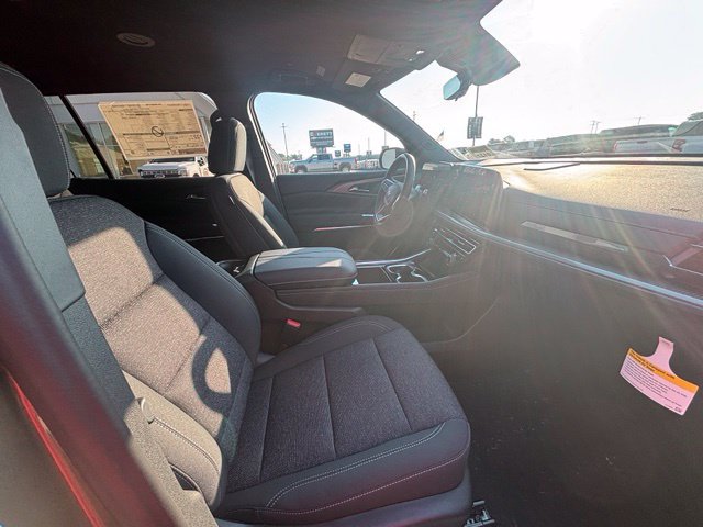 New 2027 Chevrolet Traverse LT w/ Enhanced Driving Package FWD image 16
