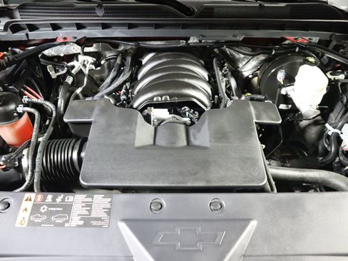 Used 2018 Chevrolet Silverado 1500 High Country AWD/4WD image 23