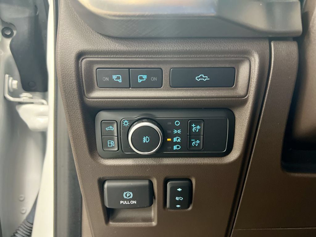 Used 2022 Ford F150 King Ranch w/ Equipment Group 601A High AWD/4WD image 19