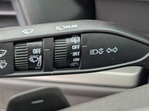 New 2026 Chevrolet Traverse LT image 26