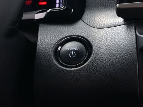 Used 2025 Toyota Camry LE image 20