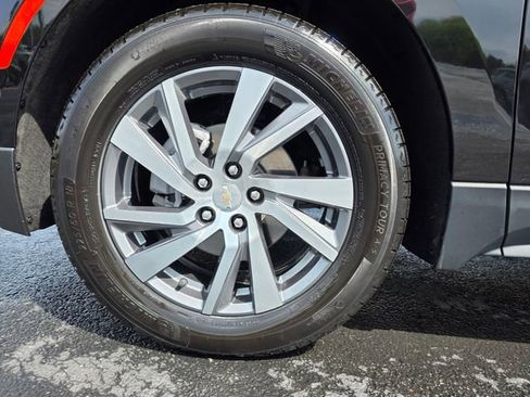Used 2024 Chevrolet Equinox Premier AWD/4WD image 7
