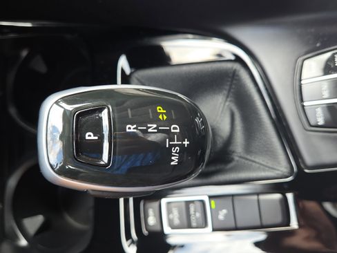 Used 2023 BMW X2 sDrive28i w/ M Sport Package FWD image 34