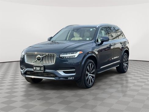 Certified 2024 Volvo XC90 B5 Core w/ Climate Package image 2