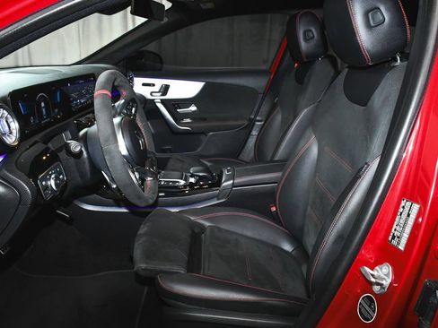 Used 2021 Mercedes-Benz A 35 AMG 4MATIC image 57