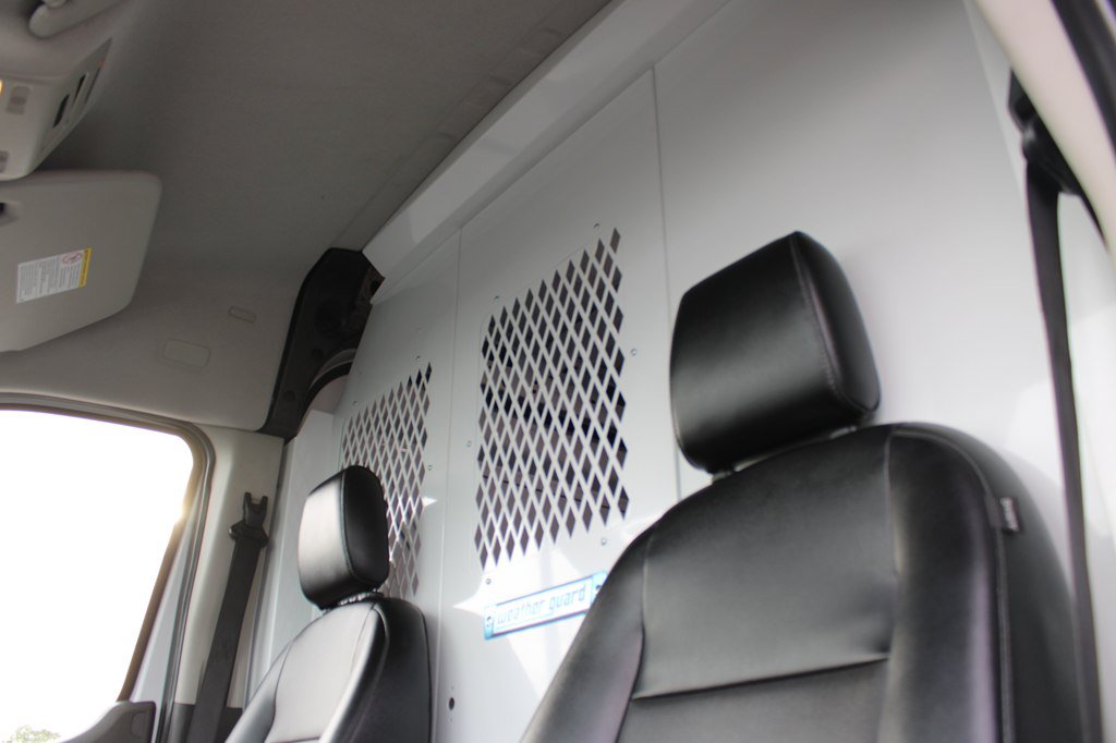 Used 2024 Ford Transit 250 148 Medium Roof RWD image 18