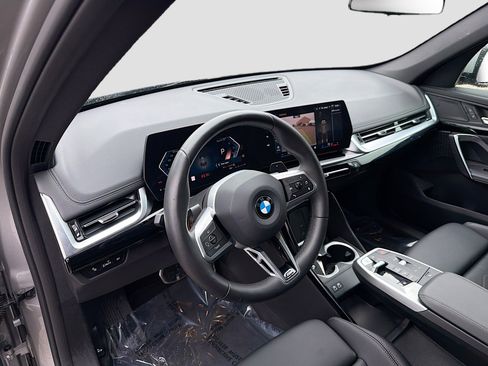 Used 2025 BMW X1 xDrive28i image 24