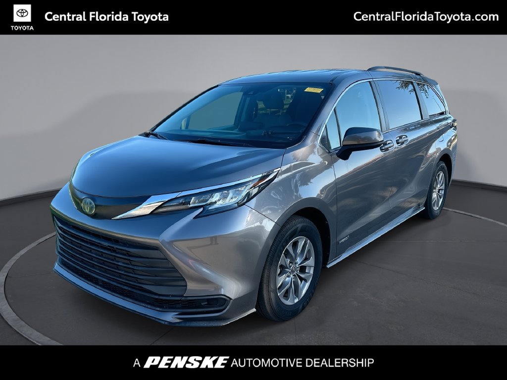 Used 2021 Toyota Sienna LE FWD image 1