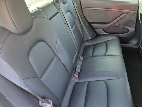 Used 2022 Tesla Model 3 Long Range image 26