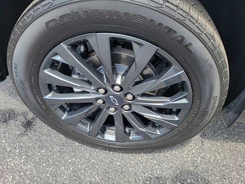 Certified 2023 Chevrolet Traverse RS w/ LPO, Cargo Package FWD image 44