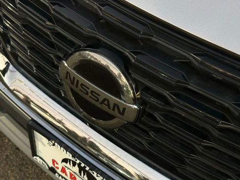 Used 2021 Nissan Rogue SV image 35