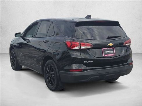 Certified 2024 Chevrolet Equinox LS w/ LS Convenience Package FWD image 8