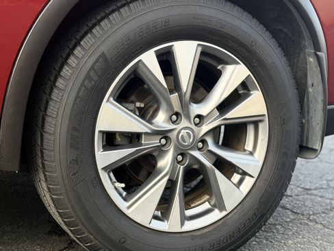 Used 2017 Nissan Murano S w/ Navigation Package FWD image 7