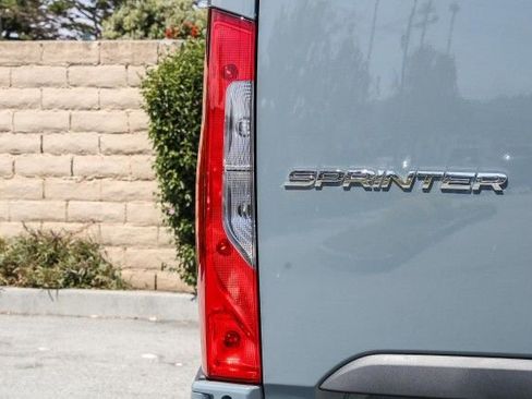New 2025 Mercedes-Benz Sprinter 2500 image 9