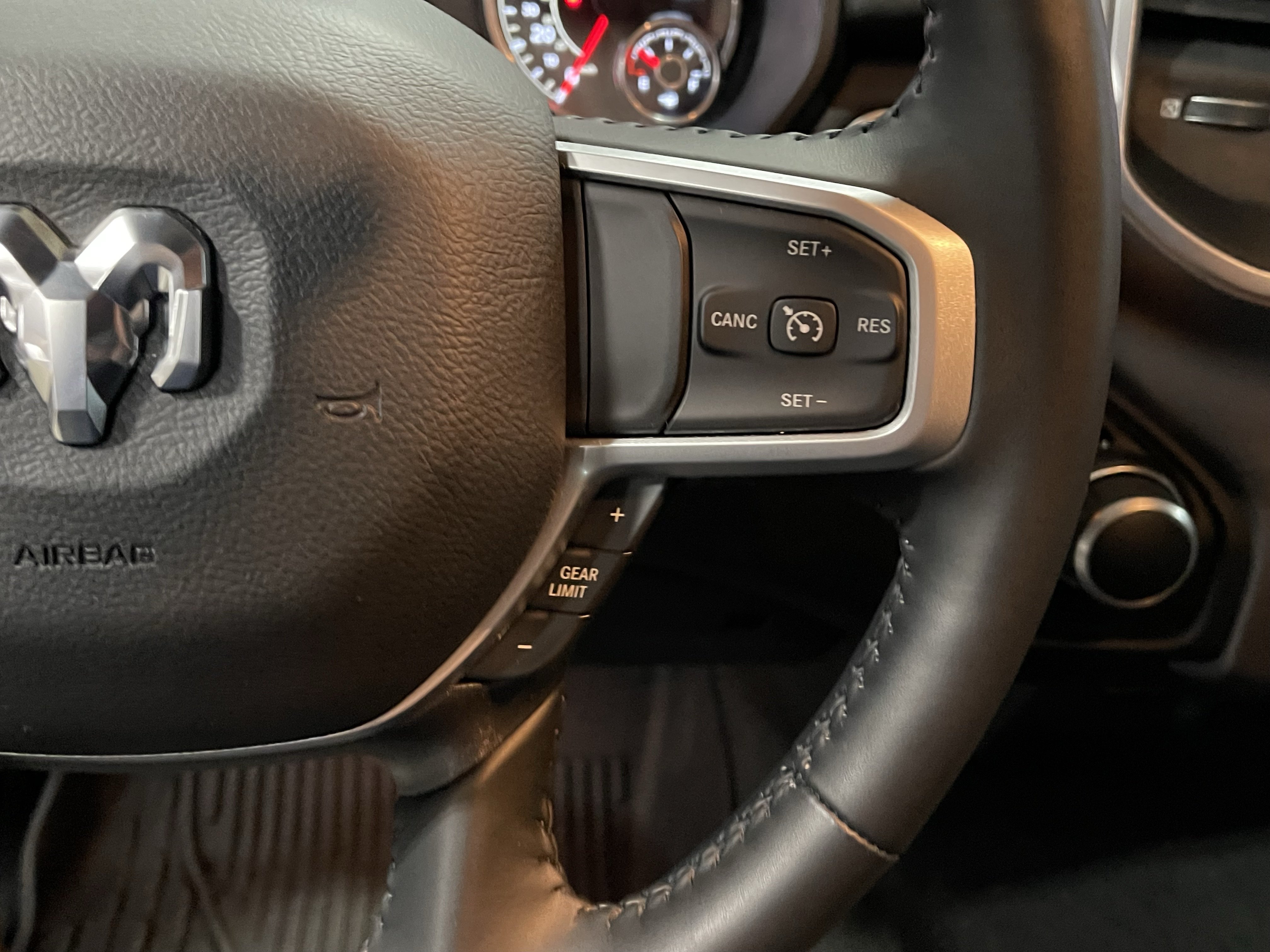 Used 2023 RAM 1500 Big Horn AWD/4WD image 22
