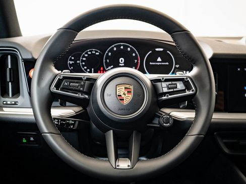 New 2026 Porsche Cayenne S image 35