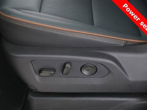 Used 2026 GMC Yukon XL AT4 w/ AT4 Premium Package AWD/4WD image 20