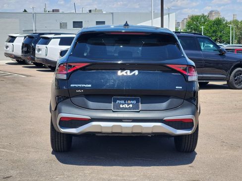 Certified 2023 Kia Sportage LX AWD/4WD image 6