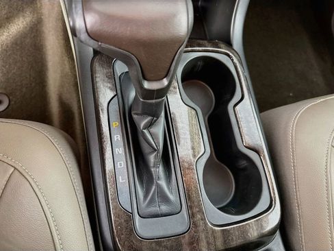 Used 2017 GMC Canyon SLT w/ Driver Alert Package AWD/4WD image 26