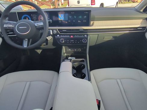 New 2026 Hyundai Sonata SEL FWD image 16