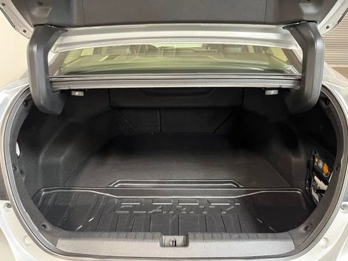 Used 2019 Honda Clarity Plug-In Hybrid image 14