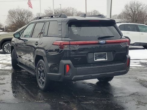 Used 2026 Subaru Outback Limited image 31