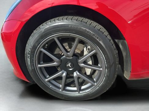 Used 2018 Tesla Model 3 Performance AWD/4WD image 31