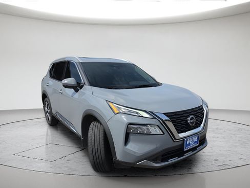 Used 2023 Nissan Rogue SL w/ SL Premium Package AWD/4WD image 1