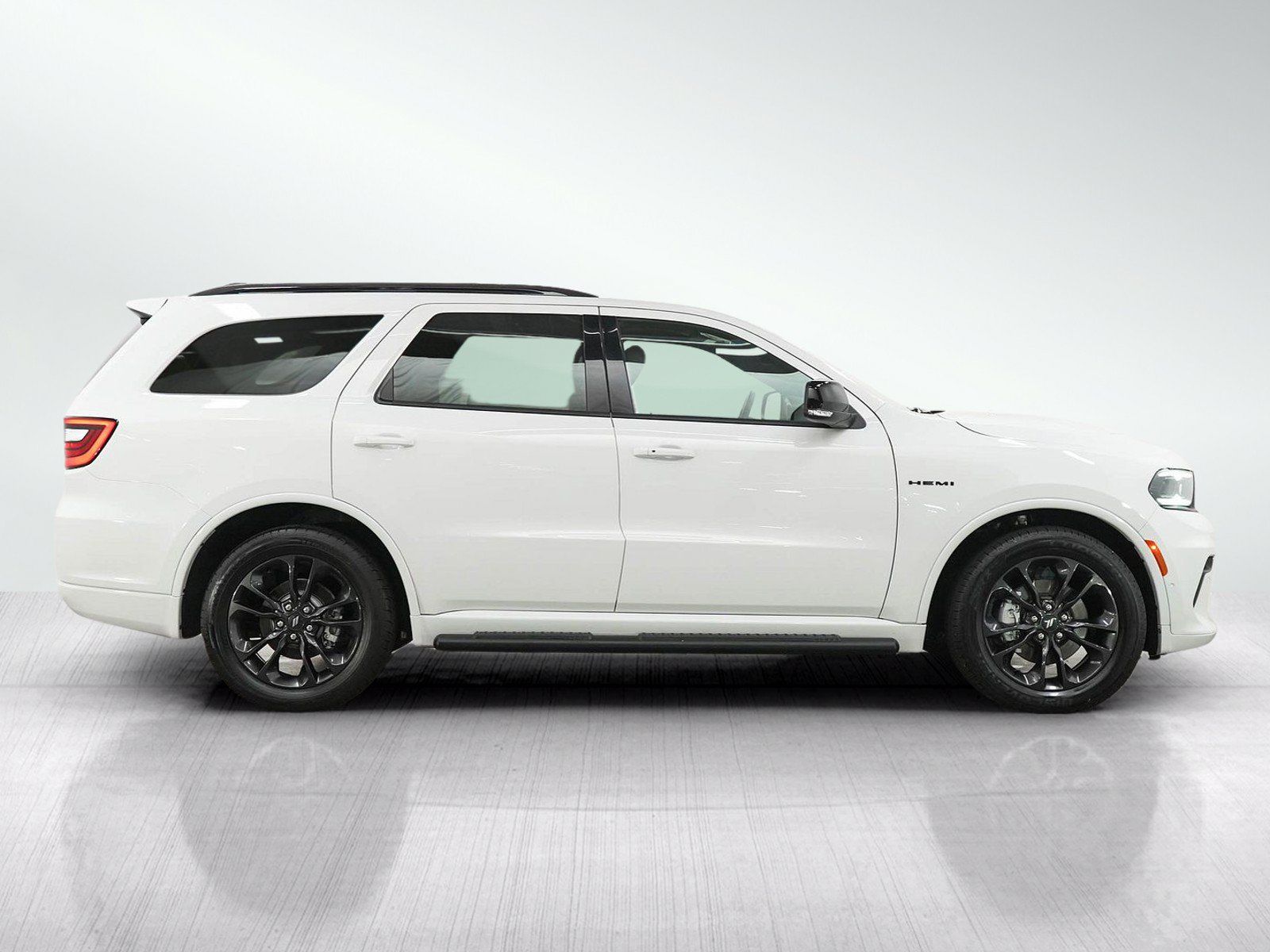 Used 2024 Dodge Durango R/T AWD/4WD image 6