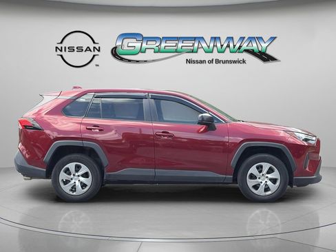 Used 2023 Toyota RAV4 LE FWD image 8