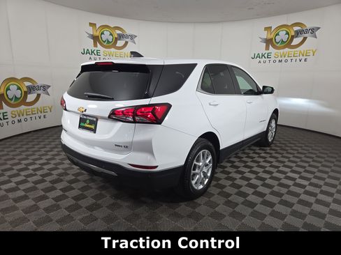 Certified 2023 Chevrolet Equinox LT w/ Driver Convenience Package AWD/4WD image 9