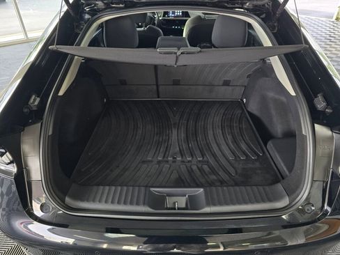 Used 2024 Toyota Prius Prime SE image 16