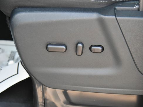 Used 2023 Ford Transit 350 XLT RWD image 17