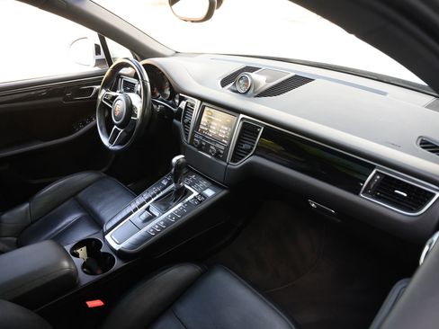 Used 2015 Porsche Macan S AWD/4WD image 12