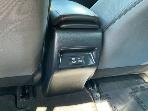 Used 2023 Toyota Corolla SE w/ Carpet Mat Package (TMS) FWD image 19