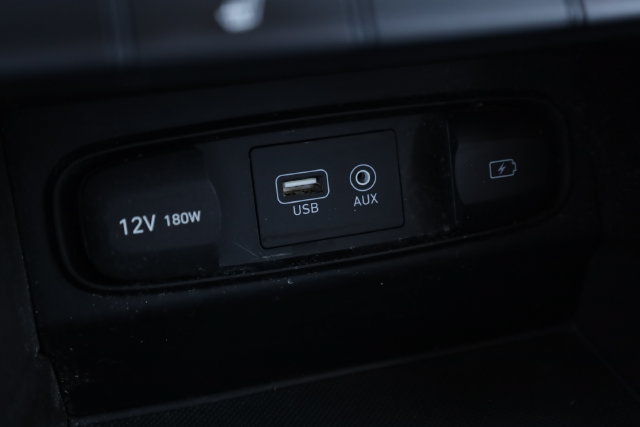 Used 2020 Hyundai Santa Fe SEL FWD image 19