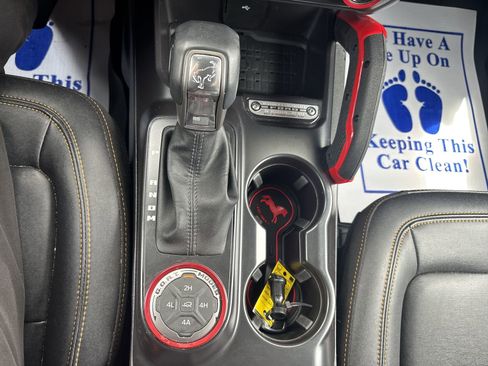 Used 2024 Ford Bronco Badlands AWD/4WD image 22