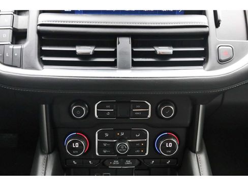 Used 2022 Chevrolet Tahoe LT w/ Luxury Package AWD/4WD image 24