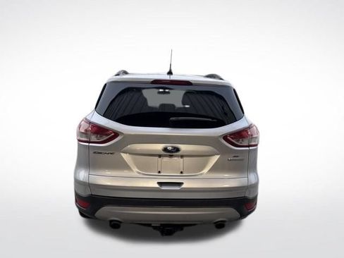 Used 2016 Ford Escape SE w/ SE Leather Comfort Package FWD image 4
