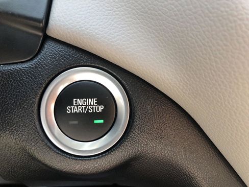 Used 2024 Chevrolet Equinox LT w/ Driver Convenience Package image 32