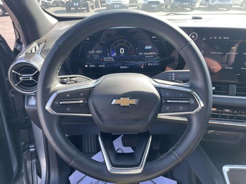 Used 2026 Chevrolet Equinox LT w/ Convenience Package II AWD/4WD image 14