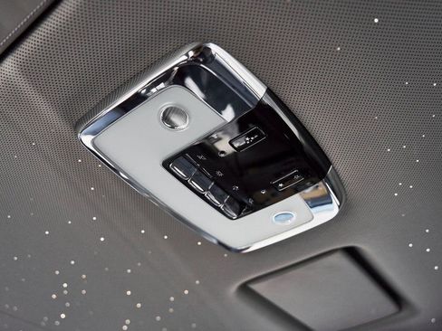 Used 2025 Rolls-Royce Phantom Sedan RWD image 62