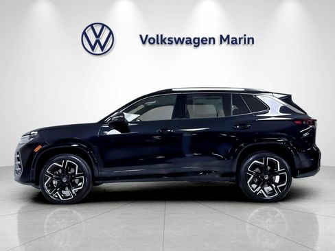 New 2026 Volkswagen Tiguan SEL R-Line AWD/4WD image 2