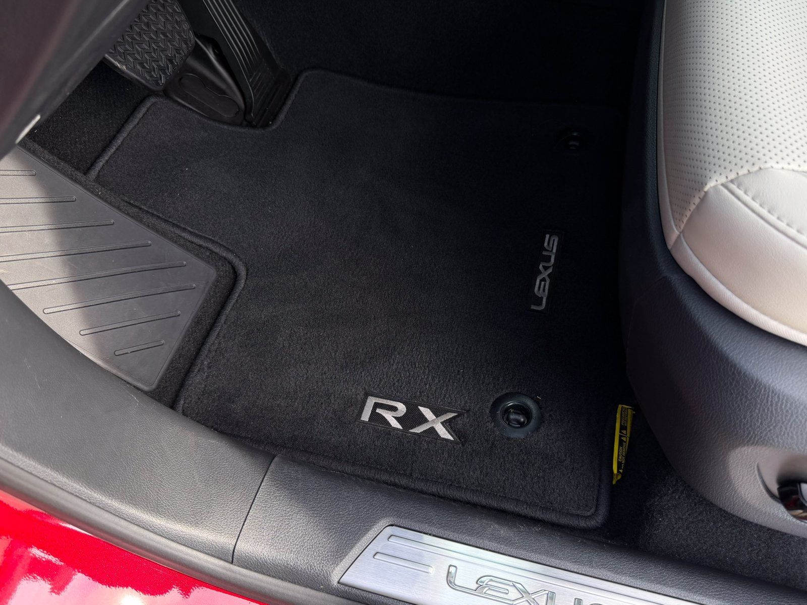 Used 2024 Lexus RX 350 Premium w/ Convenience Package FWD image 12