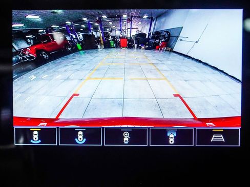 Used 2021 Chevrolet Corvette Stingray Premium Cpe w/ Z51 Performance Package RWD image 34