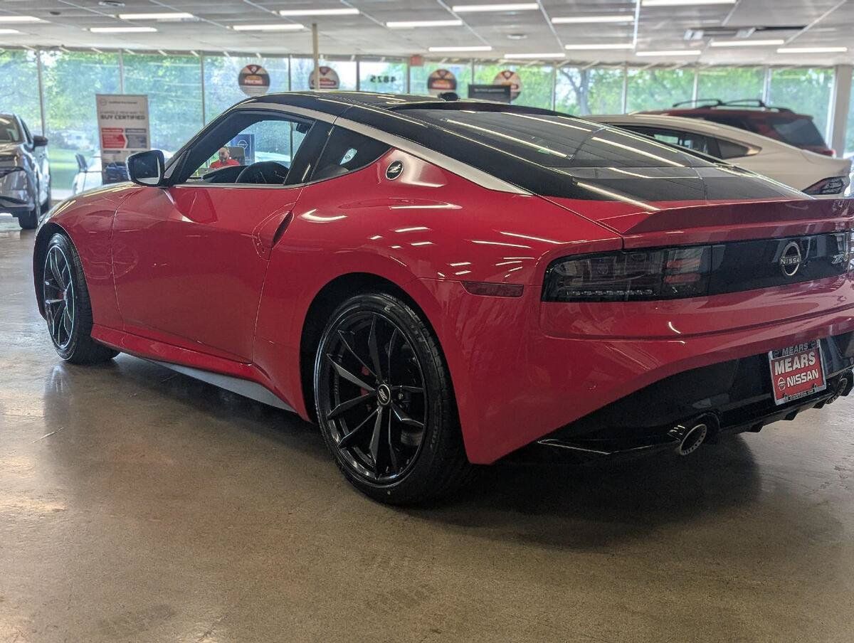 New 2026 Nissan Z Performance w/ Floor Mat Package RWD image 13